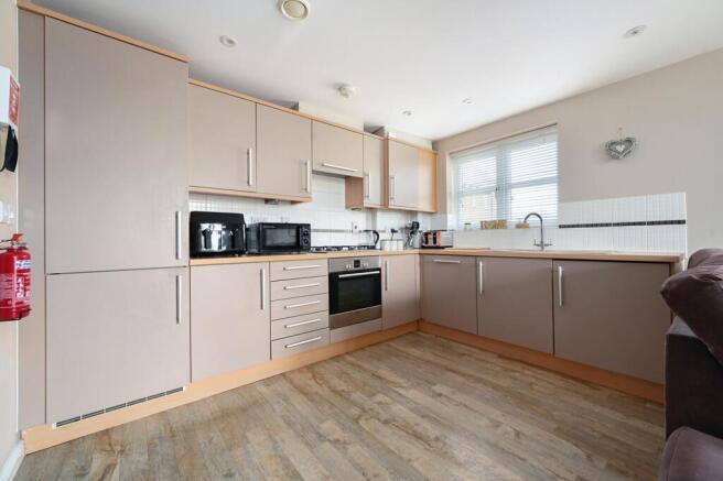 Kitchen 1.jpeg
