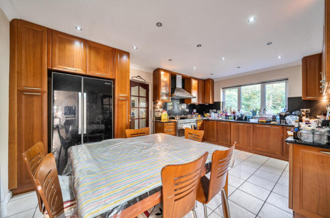 1440675-13-69dd2b...