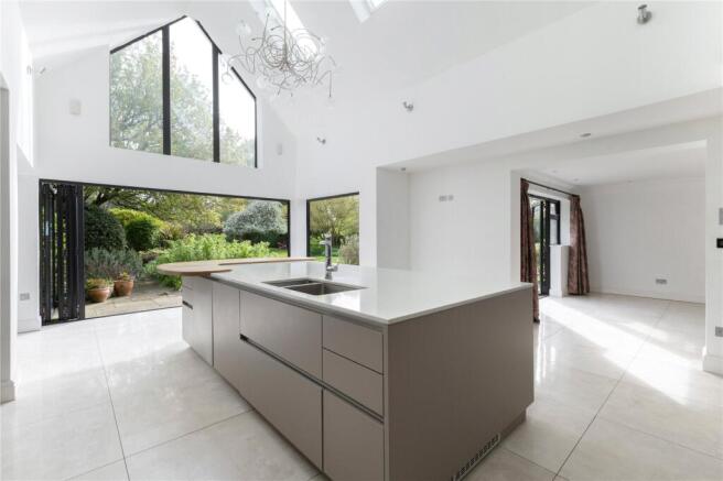 Kitchen/Dining