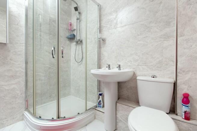 En Suite 1