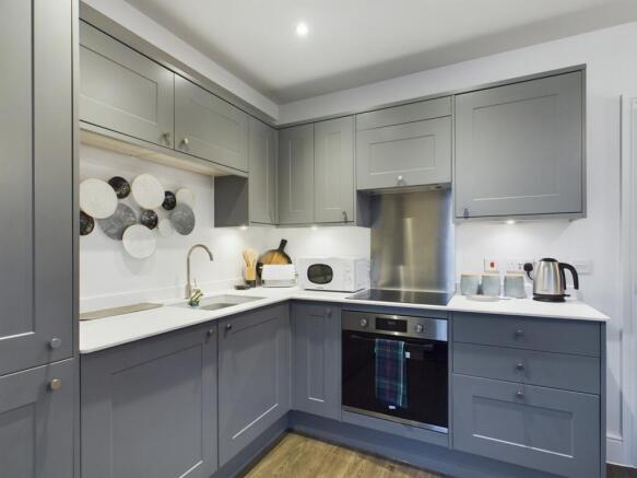 CAM01740G0-PR0135-STILL012