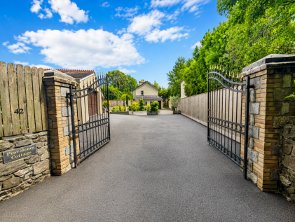 Mile End Road, Newton Abbot, TQ12