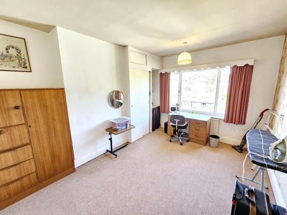 3 bed Semi-Detached for sale Image 6