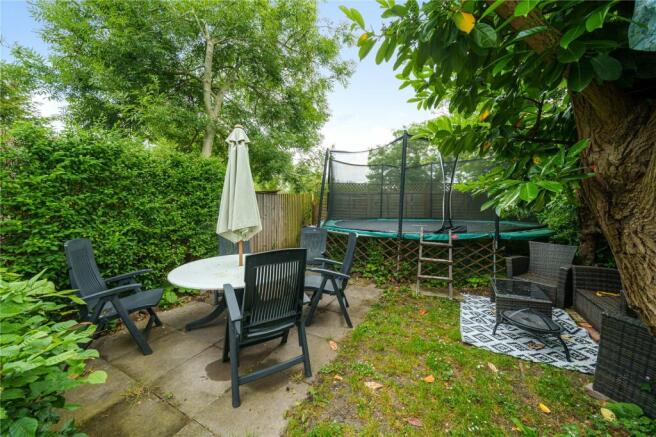 95' Rear Garden