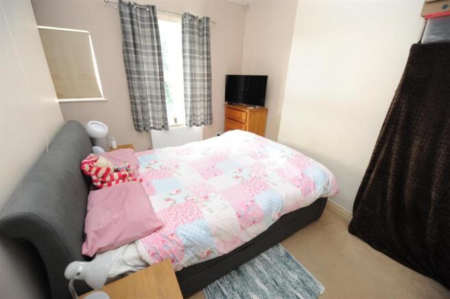 2 bed Terraced for sale Image 6