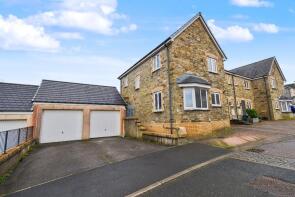 10, Hillside Drive, Okehampton EX20 1UN