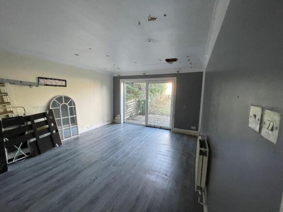 286c0c98-b3e8-4c5a-bb2f-c17cfcc0f53b T202511201059.jpg