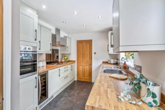 3 bed Detached for sale Image 6
