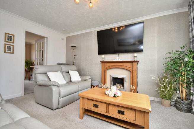 45 Garvine Road, Coylton, KA6 6NZ photo 4