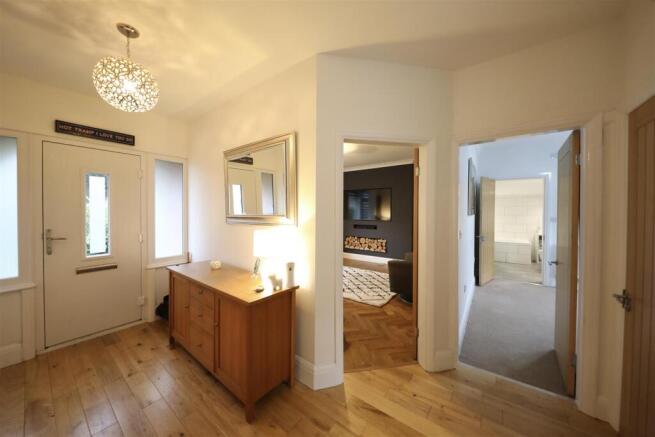 2 bed Detached Bungalow for sale Image 11