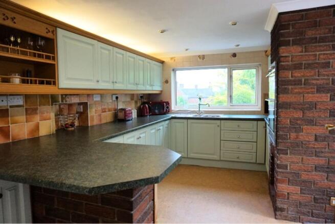 Kitchen / Breakfast