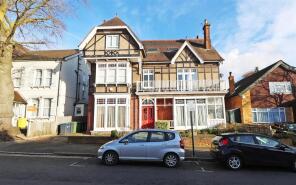 Flat 5, 14, Campden Road, South Croydon CR2 7EN