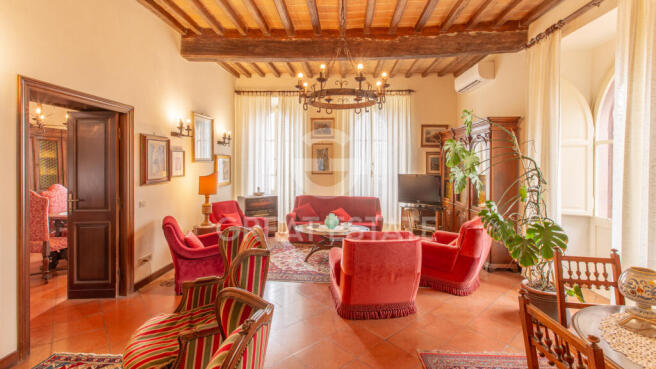 Interno