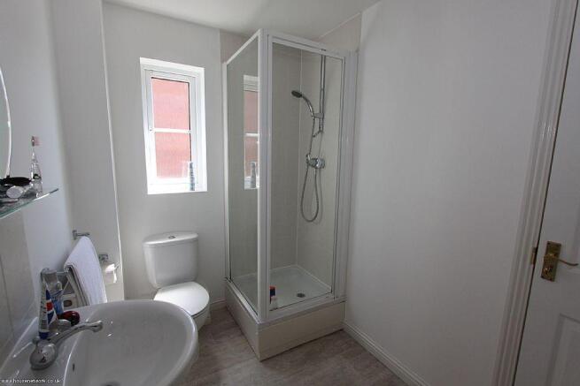Jack & Jill En-suite
