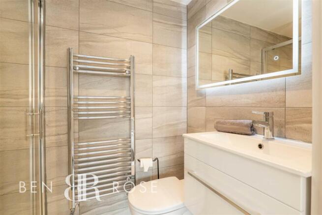 Master Ensuite