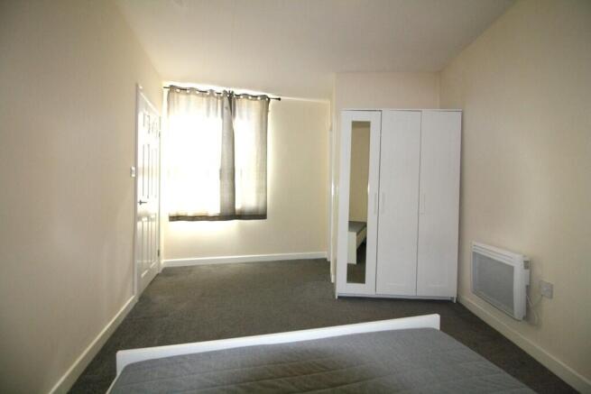 1 bed Flat to rent Image 5