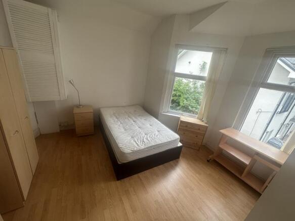 2 Bed Flat for Rent in Roath