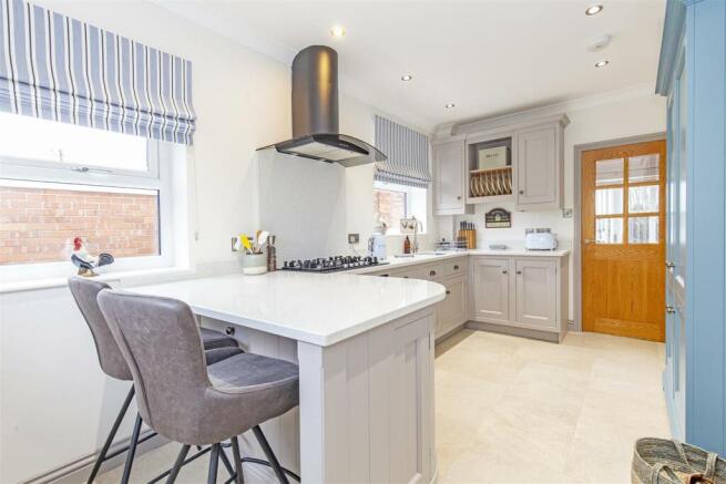 Kitchen-2.jpg