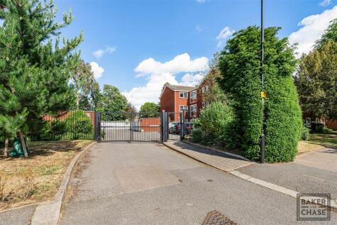 Village Road, Bush Hill Park, Enfield