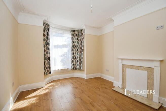 pbox-IMG.jpg