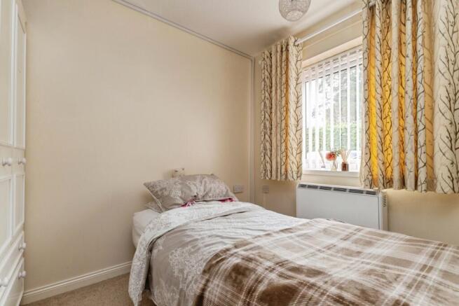 2 bed Flat for sale Image 11