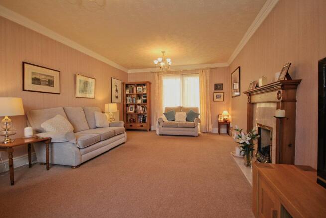 14 Crofters Drive, COTTINGHAM (16)_lzn-1.jpg