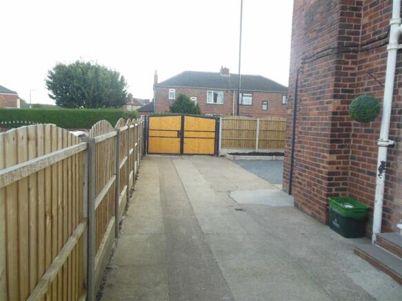 Driveway: