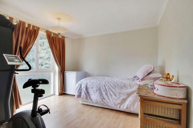 Photo 9