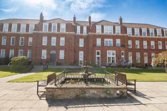 2 bed Ground Flat for sale Image 12