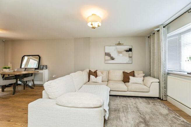 3 bed Detached for sale Image 7
