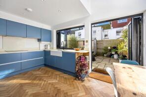 58, Byron Street, Hove BN3 5BB