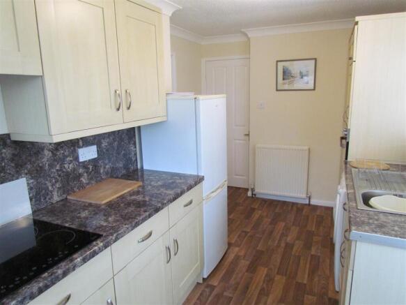 2 bed Detached Bungalow for sale Image 4