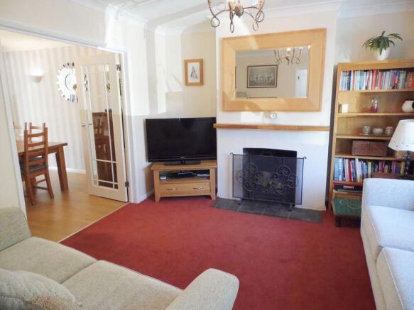 Living room/di...