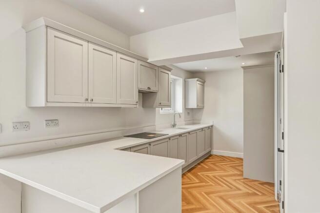 3 bed Semi-Detached for sale Image 5