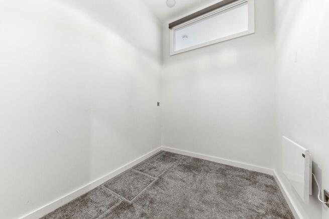 2 bed Apartment for sale Image 12