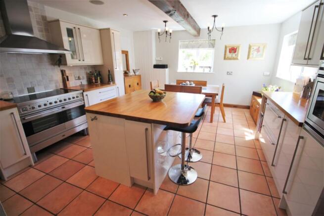 Kitchen / Breakfast