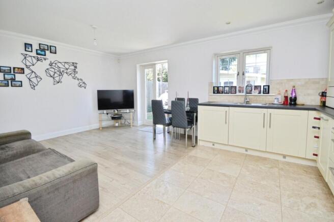 Living Room/Kitchen