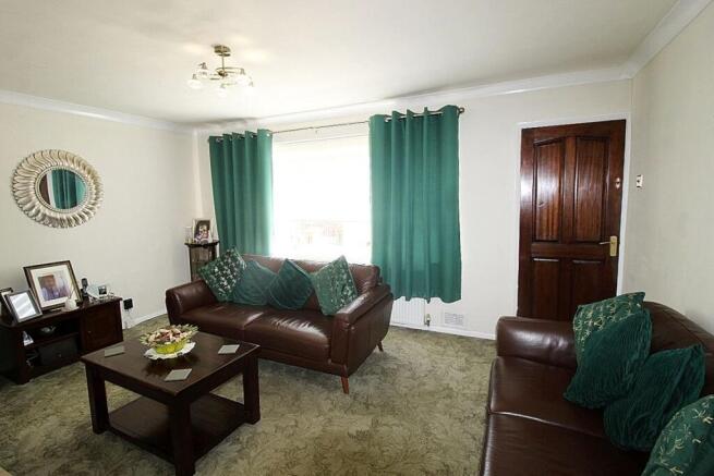 3 bed Semi-Detached for sale Image 6
