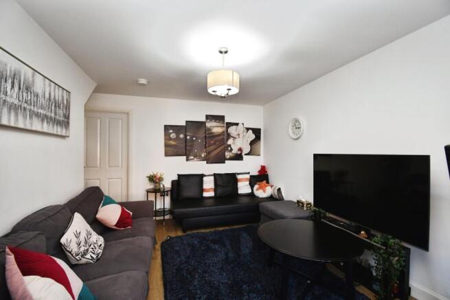 3 bed Detached for sale Image 6