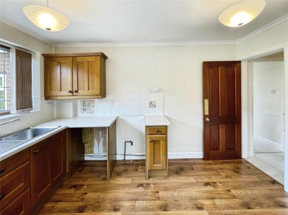 2 bed Bungalow for sale Image 6