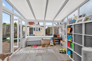 104, London Road, Wickford SS12 0AR