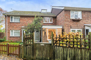 162, Cadnam Close, Aldershot GU11 3RN