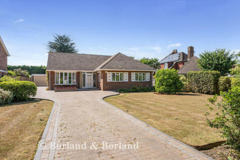 Castle Avenue, Warblington