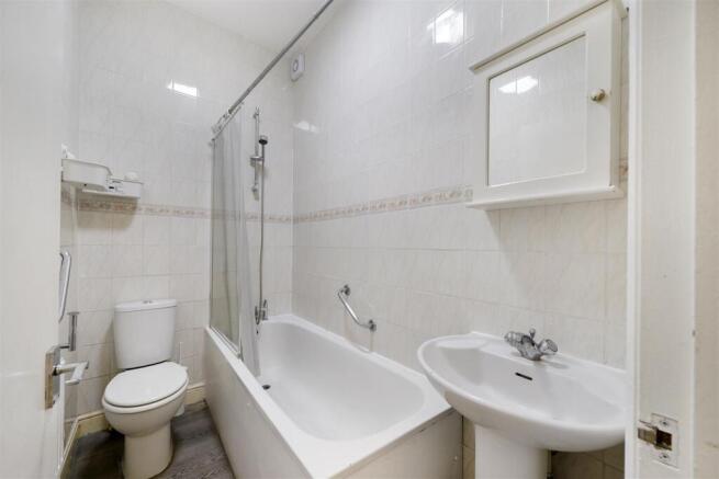 104 London Road - 3GwqLRal950pBZtzcqhk.jpg
