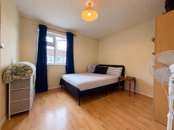 Call 02920 668585 to secure your viewing _48