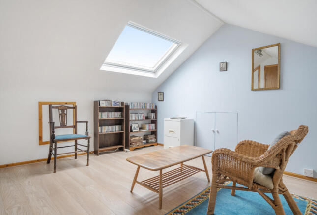 Bedroom/Study