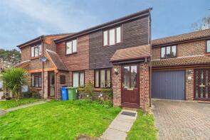 33, Charterhouse Close, Bracknell RG12 0XF