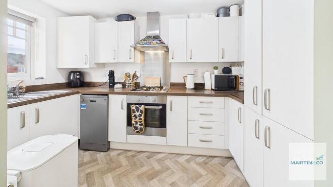 CAM03663G0-PR0216...