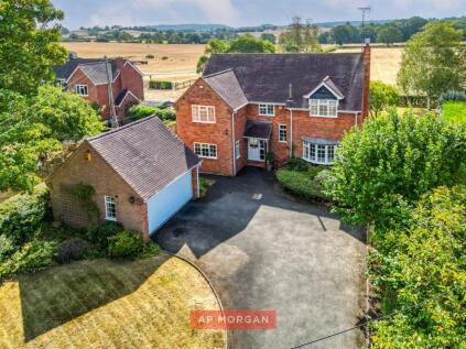 Northcote House, Haye Lane, Studley, Warwickshire, B80