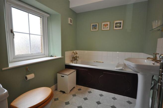 Photo 11